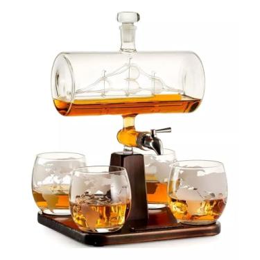 Imagem de Conjunto de globo decantador de uísque com 4 copos de uísque gravados – para licor Scotch Bourbon Vodka, presentes para homens – Conjunto exclusivo de velas de navio de 1250 ml para bar doméstico,
