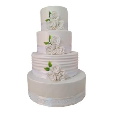 Imagem de Bolo fake de isopor decoração fita branca 4 andares