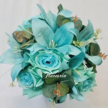 Imagem de Buquê de Noiva Artificial com Flores Coloridas para Casamento Civil ou Religioso(Lírio VerdeÁgua/Eucalipto)