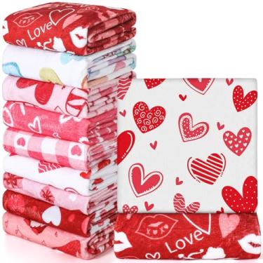 Imagem de Preboun 9 mantas de Natal em massa de lã macia de rena, Papai Noel, boneco de neve, xadrez, estampa de Natal, cobertor de flanela para cama de inverno, sofá e presentes 127 x 152 cm (coração)