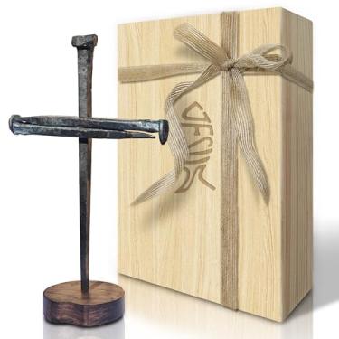 Imagem de LeMeeOly Jesus Cristo crucificação prego metal cruz base de madeira, batismo e presentes religiosos para homens e mulheres, decoração de casa cristã (base de madeira maciça)