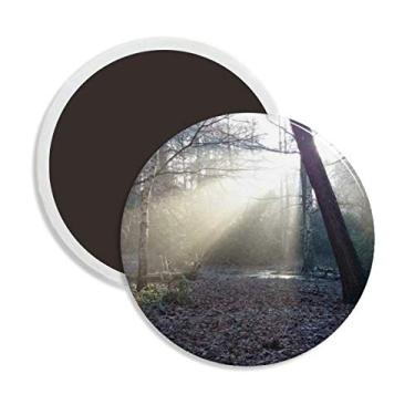 Imagem de Cenário de natureza florestal verde escuro redondo cerâmica ímã lembrança decoração