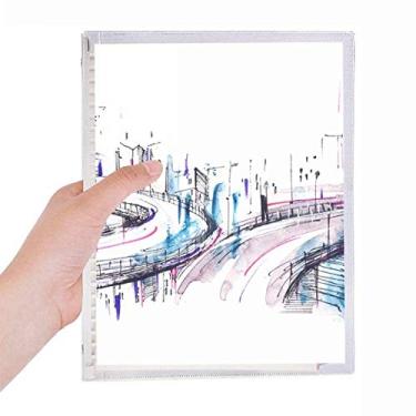 Imagem de Caderno moderno arranha-céus Overpass com folhas soltas e diário recarregável