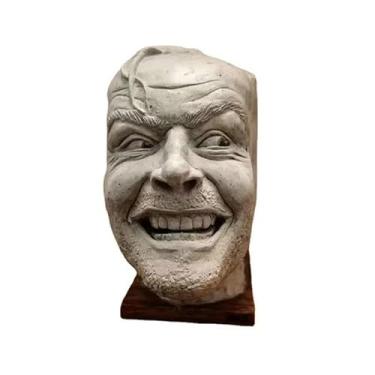 Imagem de Sculpture of The Shining Bookend Library Here's Johnny Sculpture Resin Desktop Ornament Library Book Shelf Creative Decoration