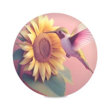 Imagem de STAYTOP Lindos jogos americanos redondos com beija-flores e girassóis 6 peças, tapetes de mesa antiderrapantes fáceis de limpar para decoração de mesa de festa e churrasco
