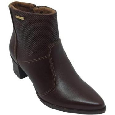 Imagem de Bota Pegada Feminina em Couro com Detalhe Quadriculado-Feminino