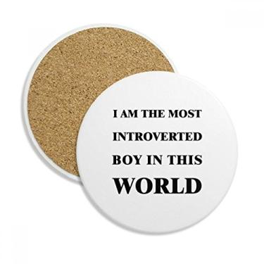 Imagem de Caneca de porta-copos I Am The Introverted Boy Porta-copos com proteção de mesa, pedra absorvente