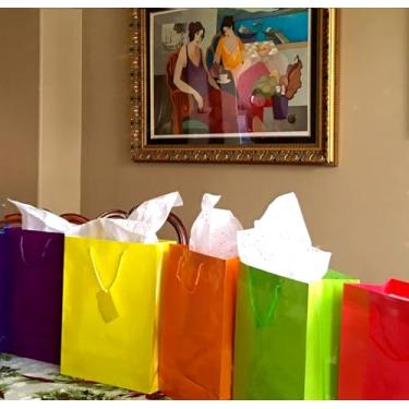 Imagem de Adorox 12 sacos de presente de papel colorido neon colorido sortidos com papel de tecido para aniversário, casamento, todas as ocasiões, 9'' Small