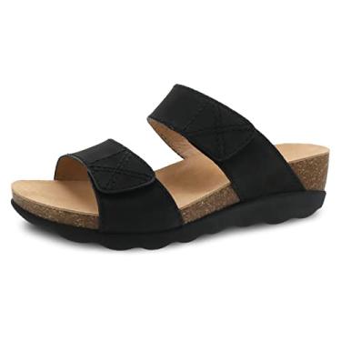 Imagem de Dansko Sandália feminina Maddy Slip-On Wedge – Sapatos de plataforma confortáveis com suporte de arco – Alças totalmente ajustáveis com fecho de velcro – Calçado versátil casual a elegante – Sola de
