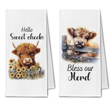 Imagem de ChissNook Toalhas de mão engraçadas para banheiro Highland Cow, Hello Sweet Cheeks Highland Cow, decoração de banheiro, Western Farmhouse Blessed Our Herd, toalhas de mão decorativas 40,6 x 61 cm