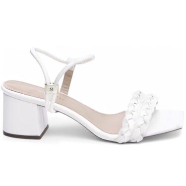 Imagem de SANDALIA FEMENINA TORRICELLA NAPA BRANCO ENFEITE EM ABS PARA AJUSTES SALTO GROSSO MEDIO,NÚMERO 35
