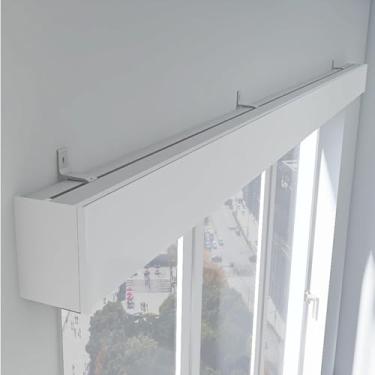 Imagem de Trilho de cortina três em um trilho de cortina e sanefa, cortina de metal tudo-em-um suporte de parede/teto, painel decorativo blackout personalizável trilhos de cortina de janela para sala de estar