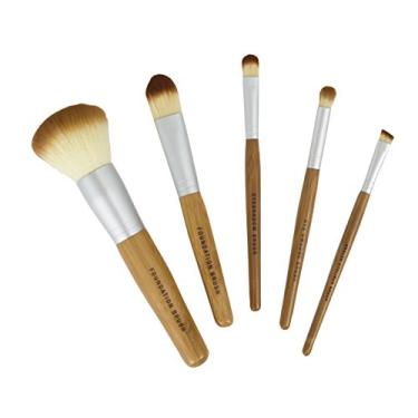 Imagem de Pincéis de maquiagem Bamboo Naturals, alças de bambu natural, inclui cinco pincéis: pincel de base em pó, pincel de base líquido, pincel de sombra, pincel de borrar, pincel de delineador