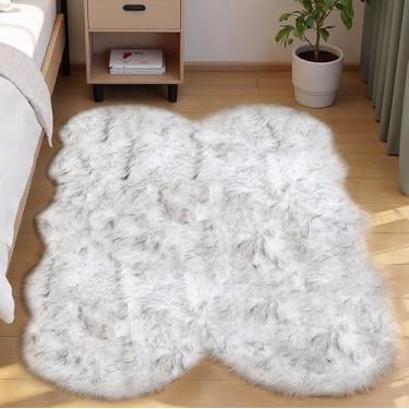 Imagem de Goolela Tapete de pele de carneiro sintética, 10 x 15 cm, tapete felpudo branco com pontas cinzas, tapete felpudo para quarto, sala de estar, cabeceira, pelúcia, pele de carneiro lavável