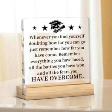 Imagem de Presentes de formatura inspiradores para ela Him Have Overcome placa de acrílico decoração de mesa faculdade parabéns ideias de festa de formatura decorações presentes para mulheres homens graduados