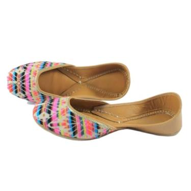 Imagem de Indian Marketplace Juttis feminino tradicional feito à mão, padrão geométrico multicolorido, sapatilhas de balé de couro, Preto e dourado, 36
