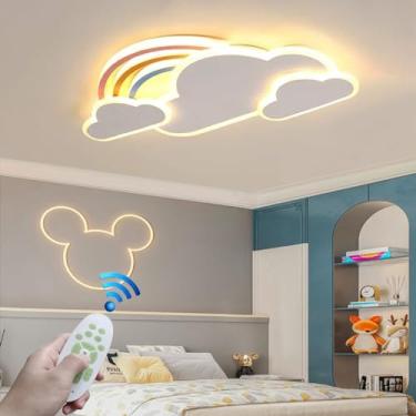Imagem de Luminária de teto LED com design criativo de nuvem arco-íris e desenho animado, controle remoto e intensidade regulável, ideal para quarto infantil, quarto de bebê, sala de estar e hotel.