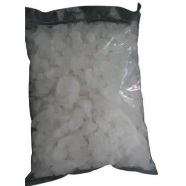 Imagem de 1 kg de pedras grandes, selecionadas manualmente a partir de sacos mai