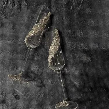 Imagem de gugululu Conjunto de material de decoração de taça de vinho personalizado, champanhe de casamento de cristal brilhante feito à mão para senhor e senhora, presentes de inauguração de casa de chá de