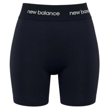 Imagem de Bermuda New Balance Sport Essentials Active Preto e Branco Feminina, M