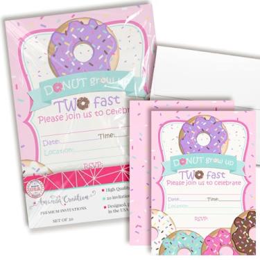 Imagem de Convites para festa de 2º aniversário Donut Grow Up para meninas, 20 cartões de 12,7 cm x 17,7 cm com vinte envelopes brancos da AmandaCreation