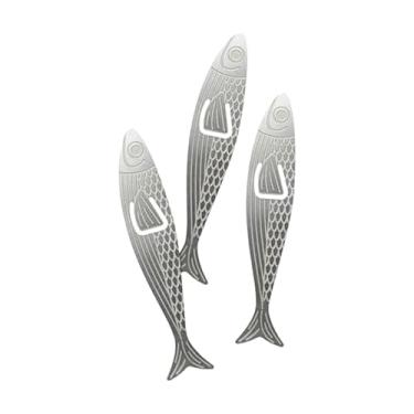 Imagem de Genuine Fred Marcadores de página de sardinha Water Marks – Conjunto de 3 marcadores de página de aço flexível com embalagem de lata de sardinha – Divertidos e funcionais