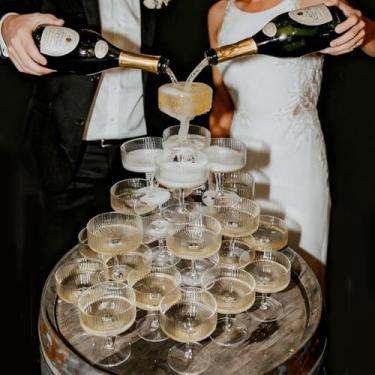 Imagem de JarThenaAMCS 30 peças de taça de torre de champanhe 200 ml acrílico champanhe cupê empilhável transparente martini copo de coquetel para decoração de bar de festa de casamento de aniversário