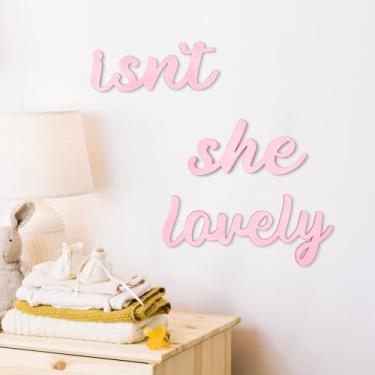 Imagem de AOCEAN Placa de Madeira Boho Decor Isn'T She Lovely Arte de Parede Quarto Bebê Menina Princesa Quarto Berçário Prateleira Decoração de Casa (Rosa)