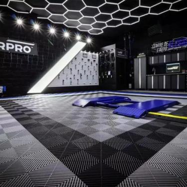 Imagem de KIT 24 PISO ESTRADO MODULAR GARAGEM AUTOMOTIVA 33x33 - TRIDECK, CINZA