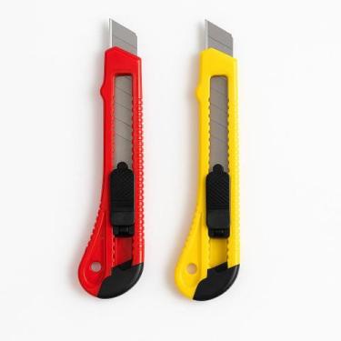 Imagem de Kit 02 Estilete Corte Grande Largo 18mm Plástico - Leonora