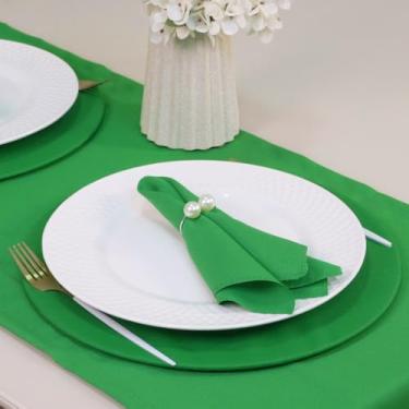 Imagem de Kit Mesa Posta 2 Lugares Caminho de Mesa 130x40cm 2 Sousplats 35cm 2 Guardanapos 35x35cm 2 Anéis Porta-Guardanapo com Pérolas (Verde e Prata)
