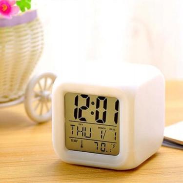 Imagem de Relógio Portátil Cubo Digital de Mesa Multifuncional com Luz LED: Despertador, Data, Termômetro Integrados, 7 Cores Coloridas, Rotação Automática, Alto Som, Lindo Design, Resistente, Calendário