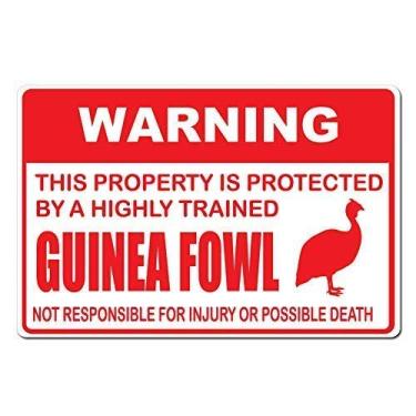 Imagem de Lilyanaen Novo sinal de metal de alumínio aviso Esta propriedade é protegida por uma galinha-da-índia altamente treinada para ambientes externos e internos 30,5 x 20,3 cm