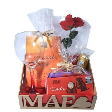 Imagem de Cesta Dia das Mães com Taça, Chocolates Especiais e Rosa com Trufa - C