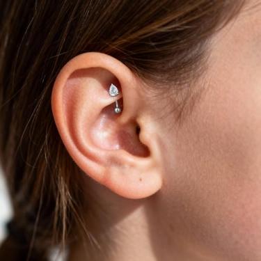 Imagem de Rook Jewelry Brincos 16G Aço Cirúrgico Curvo Barbell Sobrancelha Anéis Vertical Labret Lip Jewelry Brincos Daith para Mulheres Homens 8 mm Hipoalergênico, 16g,8mm, Metal, Sem Pedra Preciosa