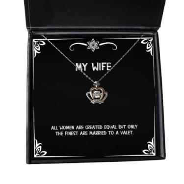 Imagem de SpreadPassion Colar com pingente de coroa de esposa inapropriada, todas as mulheres são criadas iguais, mas apenas um, presentes inspiradores para a esposa, presentes de Dia dos Namorados