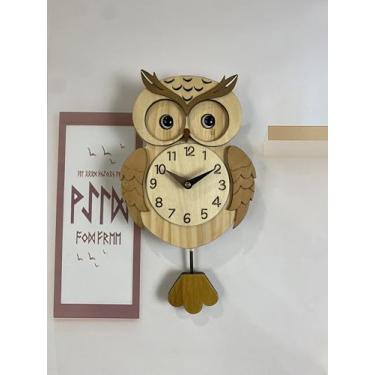 Imagem de CUYOU Relógio de parede infantil de madeira coruja - relógio analógico com pêndulo operado por bateria, relógios decorativos para paredes relógios de decoração de casa