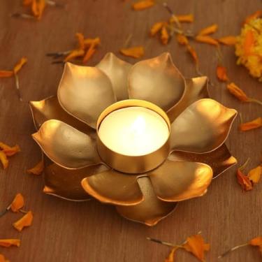 Imagem de Suporte de luz indiano autêntico Diya Lotus em forma de flor flutuante Urli, festival tradicional de Diwali puja decoração de eventos de inauguração de casa, vela feita à mão para decoração de casa,