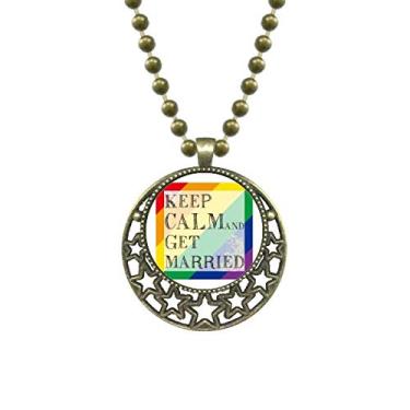 Imagem de DIYthinker LGBT Colar com pingente de estrela com bandeira de arco-íris Get Married