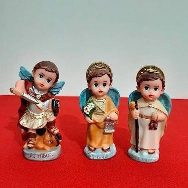 Imagem de 3 Imagens de Arcanjos Infantil São Miguel, Rafael e Gabriel de Resina 7cm
