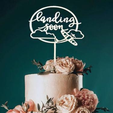 Imagem de Wooden Landing Soon Cake Topper,Airplane Sign Baby Shower Cake Decor for Gender Reveal Pregnant Announcement Baby Birthday Party Decorations