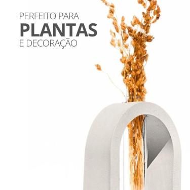 Imagem de Vaso Decorativo Solitário Janela 16,5cm Artesanal Em Cimento Cinza