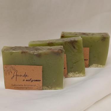 Imagem de Kit com 3 Sabontes artesanais Naturais Arruda e Sal Grosso com Óleo essencial de Alecrim. Fitocosmético Terapêutico, Hipoalergênico, Hidratante, Antioxidante e Antimicrobiano. 3 Unidades.