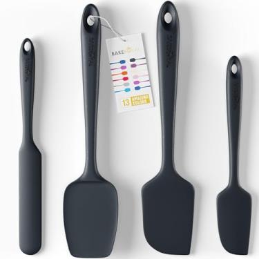 Imagem de BakeRoyal Conjunto de espátula de silicone - 4 espátulas de borracha de silicone resistente ao calor 315 °C para tarefas diárias - espátulas de cozinha com design perfeito para utensílios de cozinha antiaderentes - Conjuntos de utensílios de cozinha de silicone
