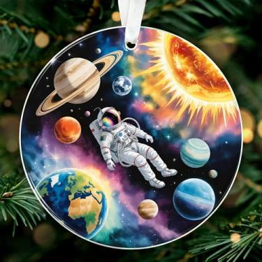 Imagem de ZAGKOO Enfeite de Natal espacial astronauta – Decoração de árvore de acrílico redonda com planetas galáxias, presente cósmico para amantes do espaço, crianças ou fãs de ciência, decoração de férias do