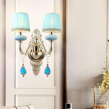 Imagem de Luminária de parede de cristal de luxo europeia, moderna, com LED, para decoração de sala de estar, quarto, escritório, quarto modelo, hotel, casa de campo, corredor (V 2 luzes, 1 peça)