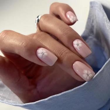 Imagem de Unhas postiças curtas quadradas rosa com strass de flor simples Desien cobertura completa cola acrílica falsa em unha para mulheres, 24 peças