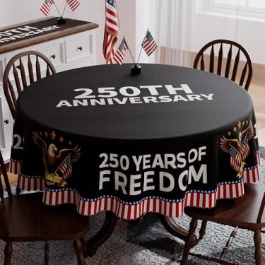 Imagem de Aymolas Toalha de mesa redonda 250 Anniversary EUA 177 x 177 cm, decoração América 250 anos, lavável 1776-2026, toalha de mesa patriótica 250 anos de liberdade 4 de julho com design de águia