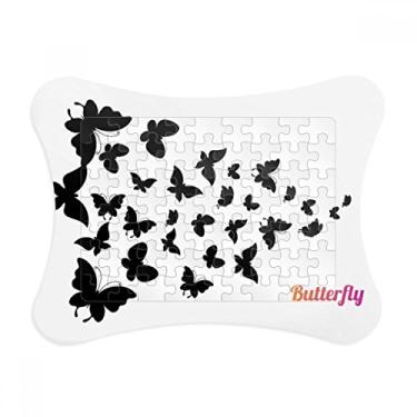 Imagem de Borboletas com moldura de quebra-cabeça de cor escura, ornamento de jogo de quebra-cabeça