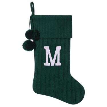Imagem de Pxniy Meia de Natal personalizada de 48 cm - malha verde com monograma bordado e pompons, cabide de lareira familiar para decoração de férias, letra verde M